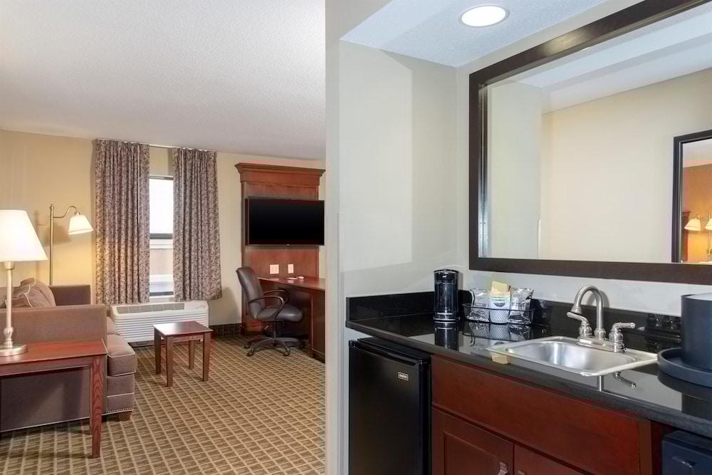 Hampton Inn & Suites Valparaiso Ngoại thất bức ảnh